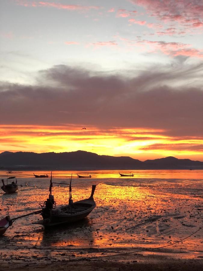 Vila Modern Sunset Sea House Lam Sai Ko Yao Noi Exteriér fotografie